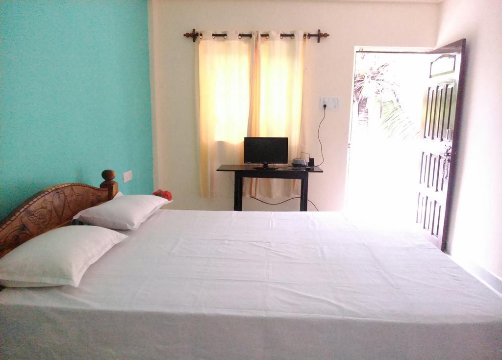 كالانغيُت La Blanche Guest House الغرفة الصورة